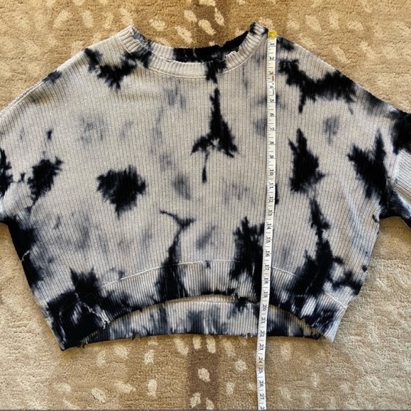 Pistola Eva Tie-Dye Oversized Cropped Slouch Sweater In Black Storm Size Medium - Picture 4 of 8
